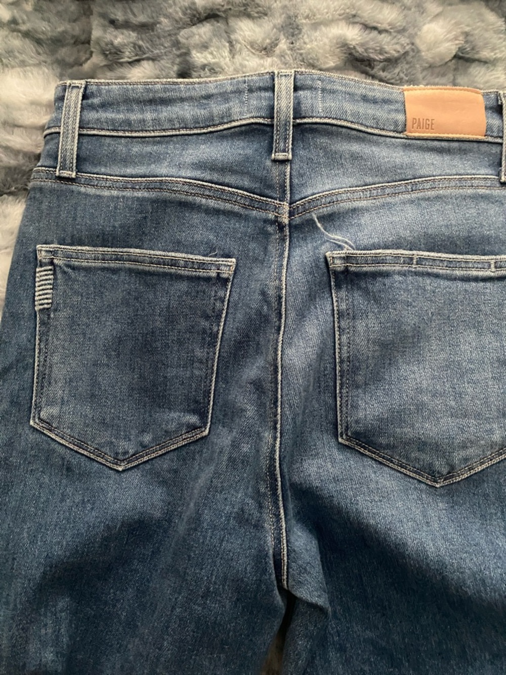 PAIGE Women's High-Rise Light Blue Denim Jeans - Picture 6 of 6